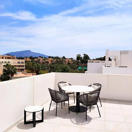 Penthouse Cortijo Del Golf Puerto Banus Vakantiehuis *