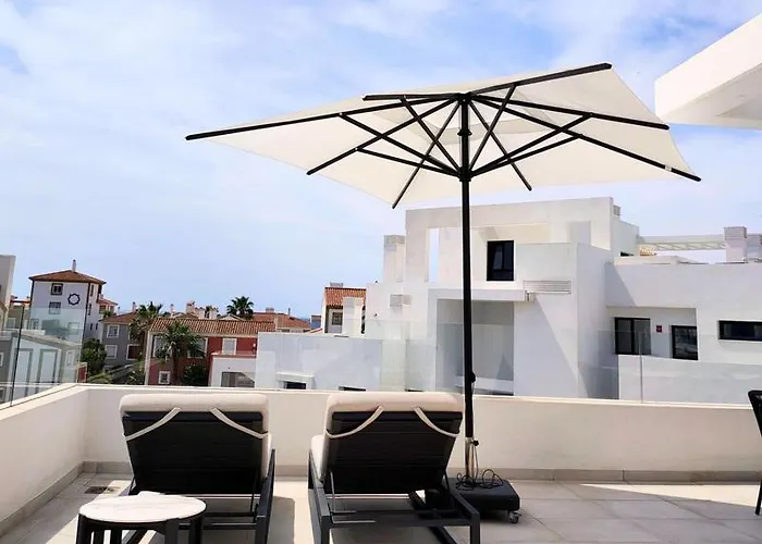 Penthouse Cortijo Del Golf Puerto Banus إِستيبونا
